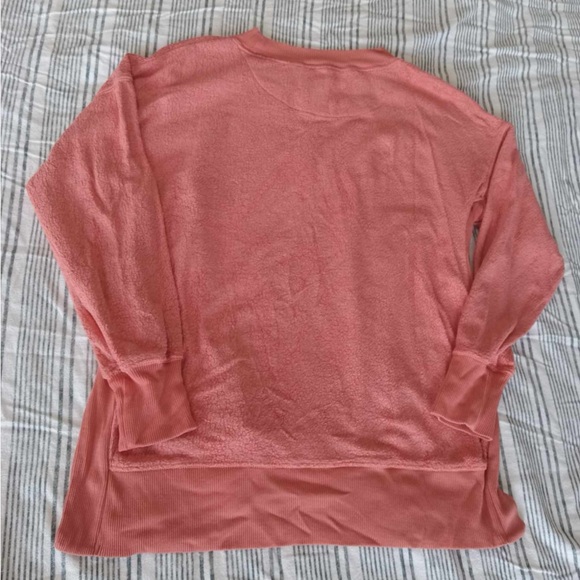 Aerie Brushed Fleece Crewneck Salmon Coloured *EUC* - Picture 3 of 5